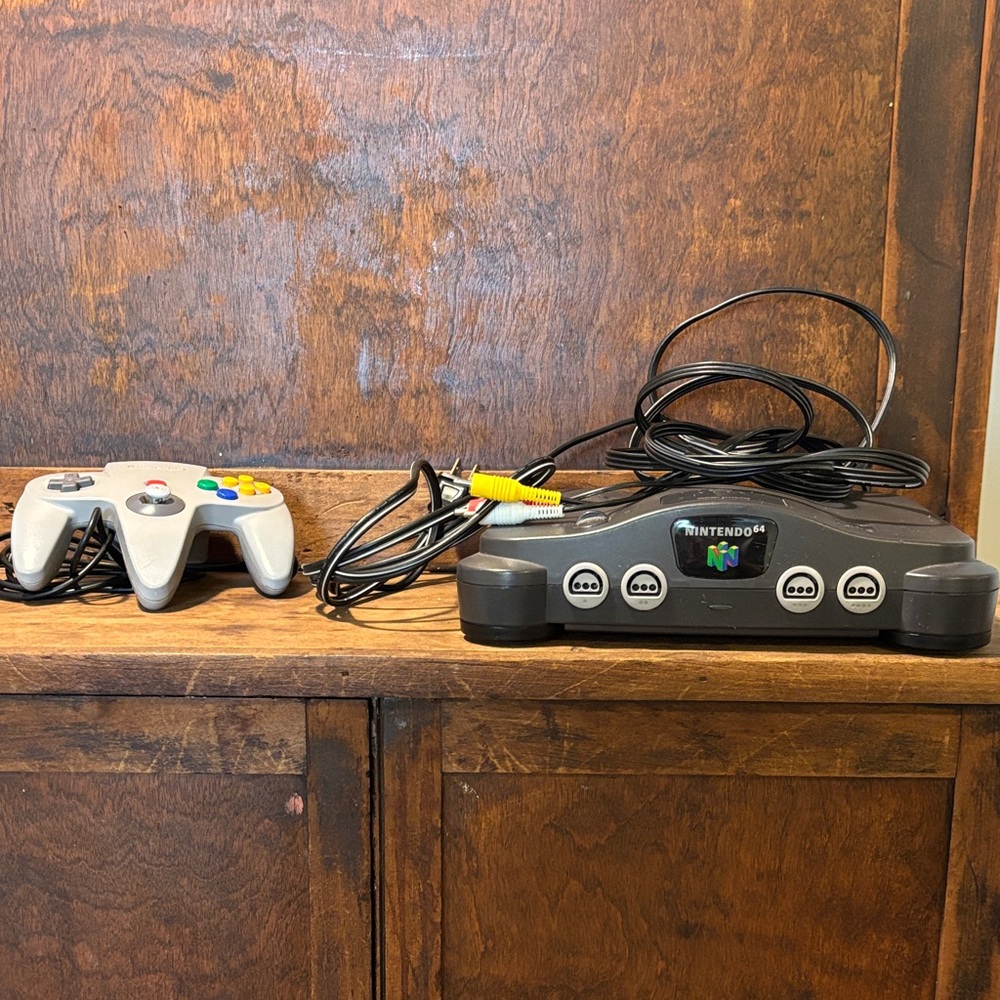 Nintendo 64 Console with Gray Controller